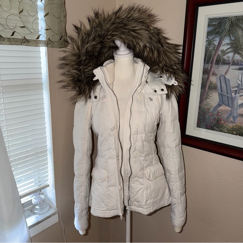 Vintage Y2K Abercrombie & Fitch 2000s Faux Fur Hooded Puffer Jacket